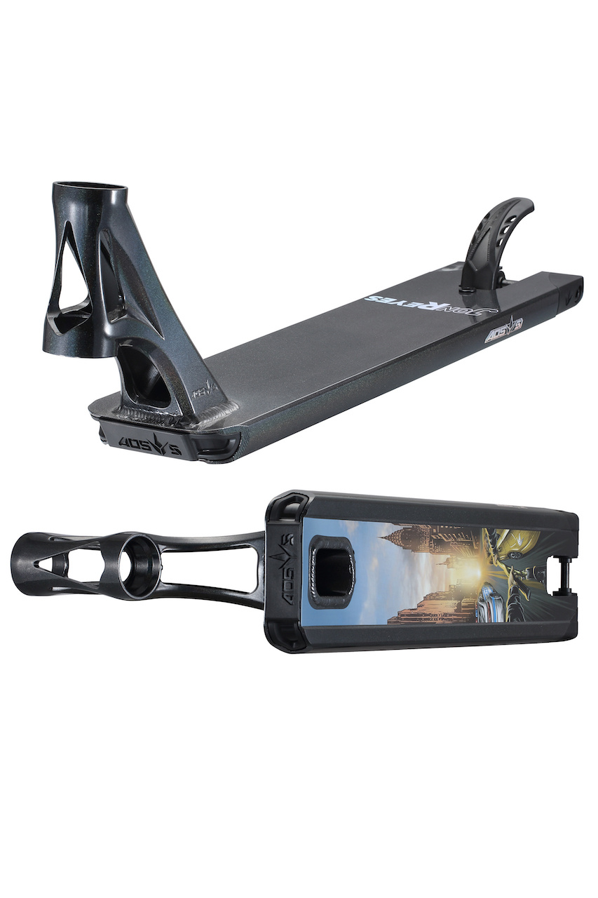 Swindler персонаж. Скейтборд flip. Дека blunt aos v5. His deck. His deck.